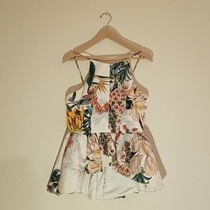 Floral spaghetti strap Cameo medium going out" top
